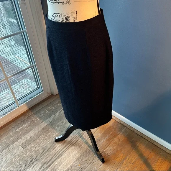 St John Couture with ribbon bow down the back skirt - Picture 3 of 13